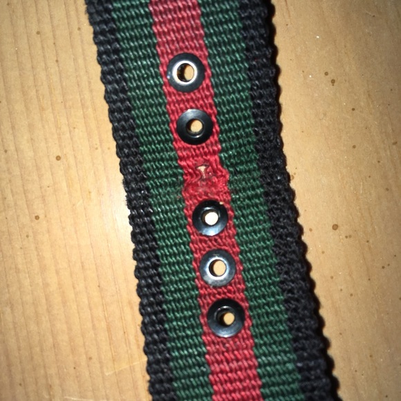 Gucci Coupe Watch - Picture 3 of 6